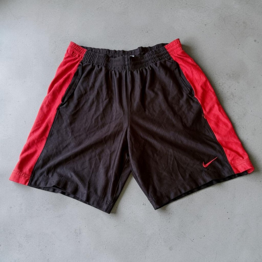Y2K Nike Basketball Shorts Black Red Mesh Silky Athletic Gym Streetwear Size M